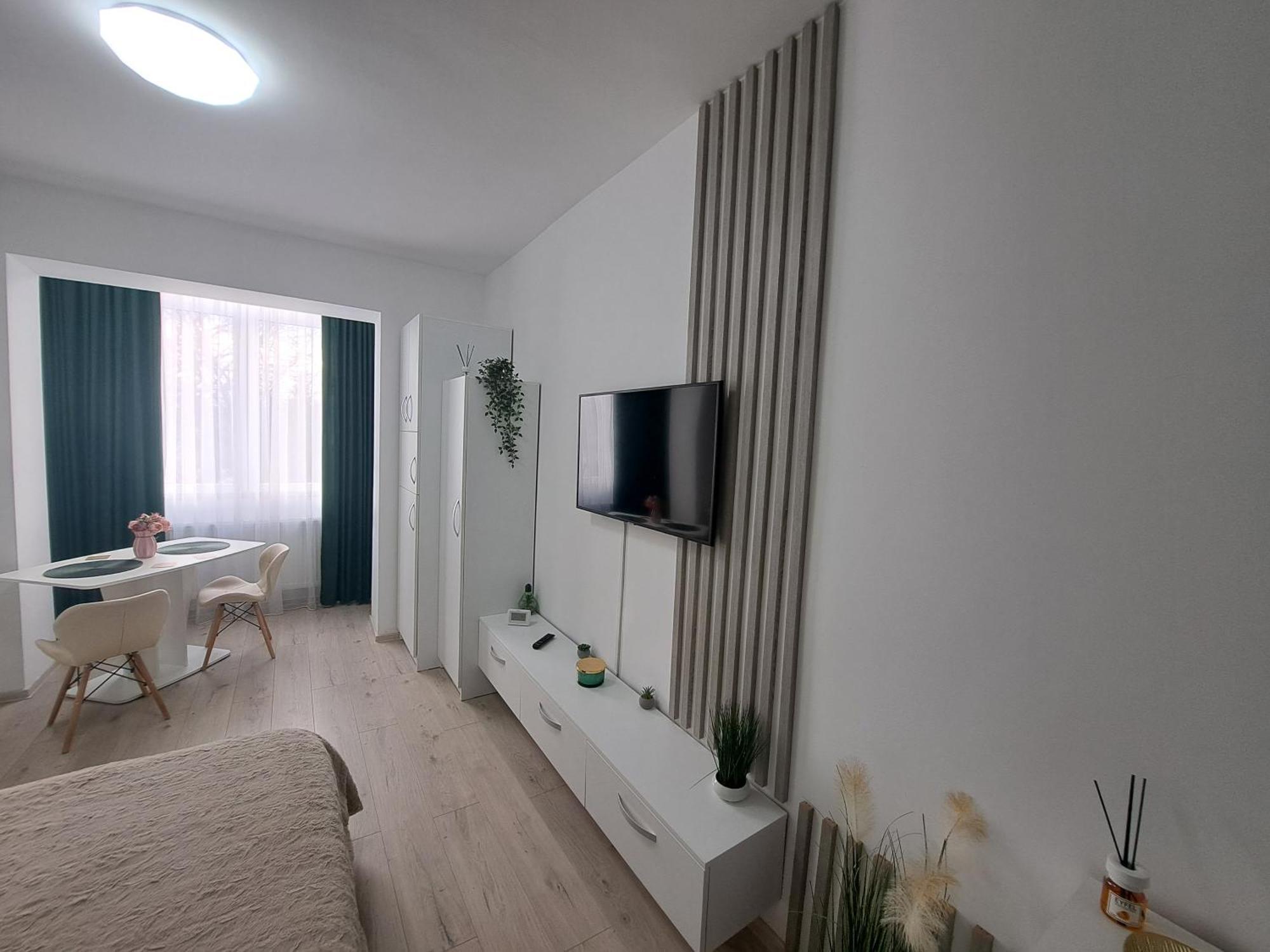 Gda Studio Onesti Buitenkant foto